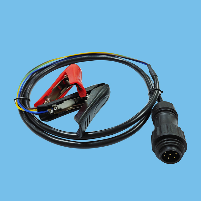 Crocodile clip to circular 7-pin circular connector